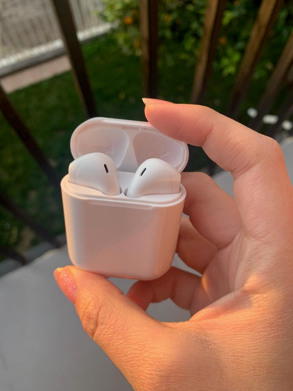 Audífono + Funda de Regalo