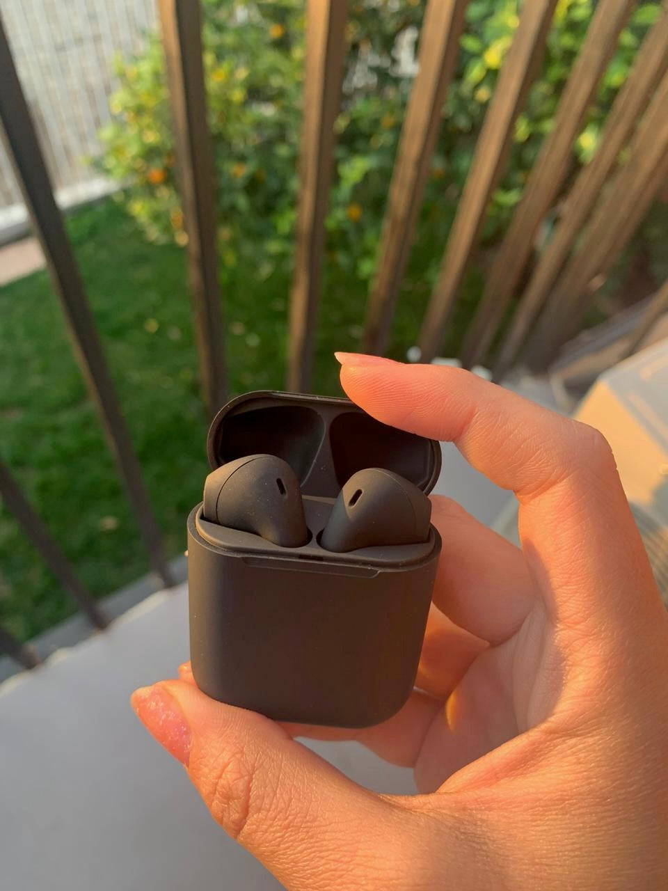 Audífono + Funda de Regalo